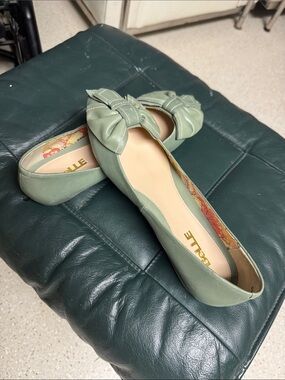 Elle Mint Green Bow Ballet Flats